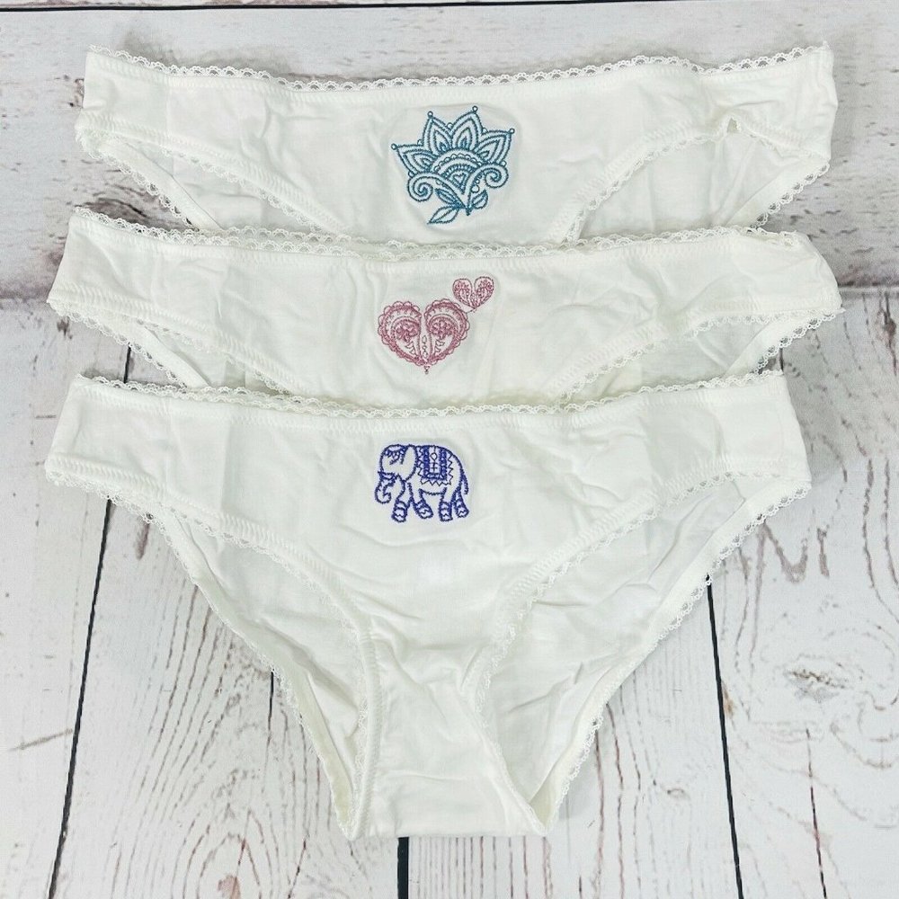 Free People Intimately Take Me Away Undie Panties - Picture 3 of 10